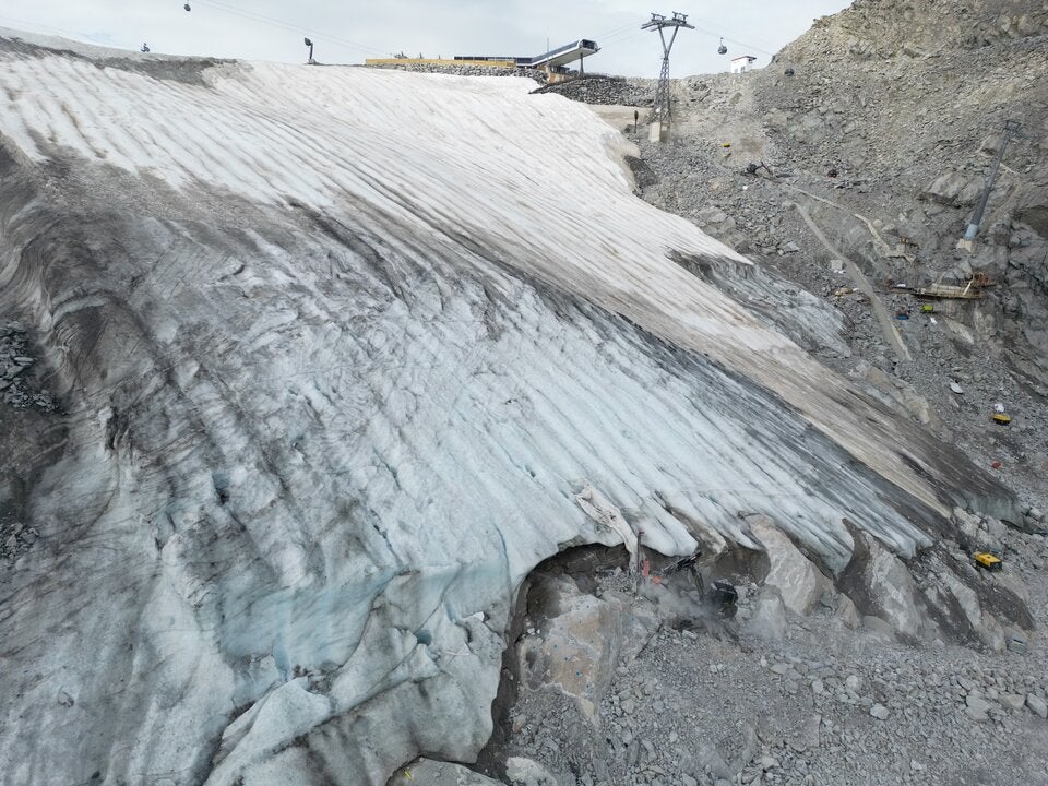 Aufregung um Baggerarbeiten am Gletscher