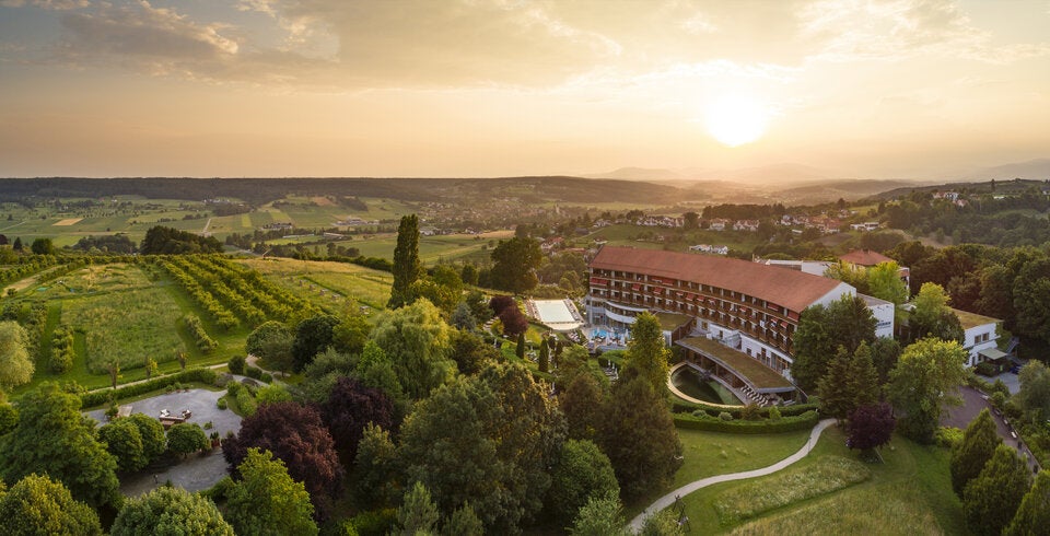 Wärme. Nähe. Zweisamkeit. Valentinstag voller Entspannung im Der Steirerhof Bad Waltersdorf.