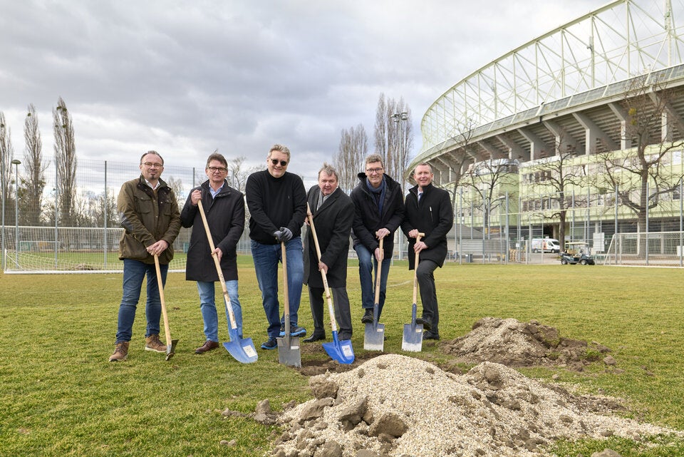 Spatenstich Stadion