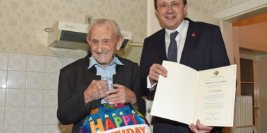 MEDIENSERVICE MAGISTRAT ST.POELTEN JOSEF VORLAUFER