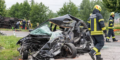 Toter missglücktes Überholmanöver Schlüsslberg