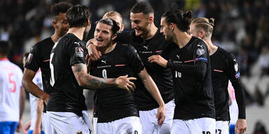 &Ouml;sterreich Jubel gegen F&auml;r&ouml;er