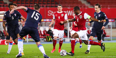 3:1 - &Ouml;FB-Sieg nach Stolper-Start gegen F&auml;r&ouml;er