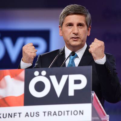 Michael Spindelegger schwört die ÖVP auf den Wahlkampf ein. 