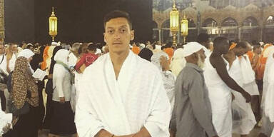 &Ouml;zils Mekka-Foto schl&auml;gt hohe Wellen