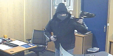 Zehn Jahre Haft für acht Bank-Überfälle