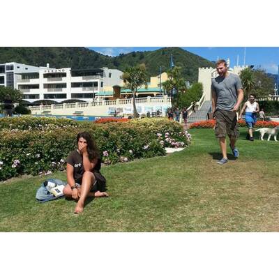 Frau sucht Traummann mit Poster