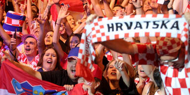 Kroatien-Fans setzten Insel in Brand