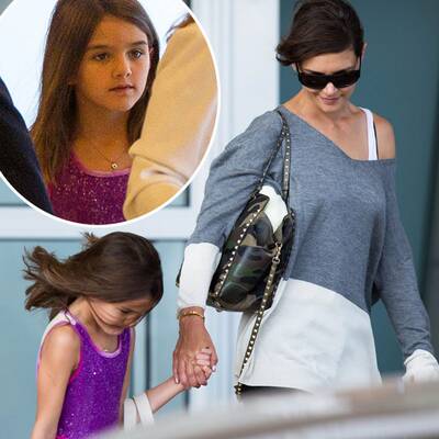 Katie Holmes & Tochter Suri am Flughafen