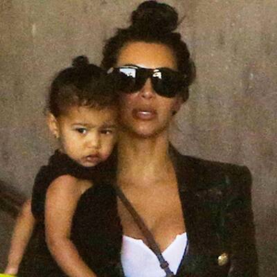 Kim Kardashian mit Tochter Nori unterwegs