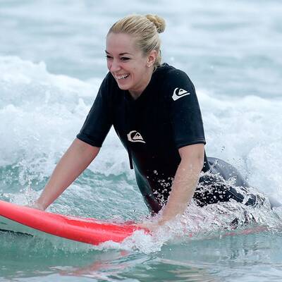 Sabine Lisicki surft in Australien