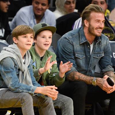 David Beckham: Mit Romeo & Cruz beim Basketball