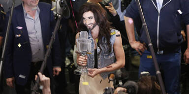 So jubelnd wurde Conchita Wurst empfangen