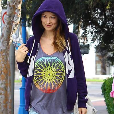 Olivia Wilde zeigt Baby-Bauch