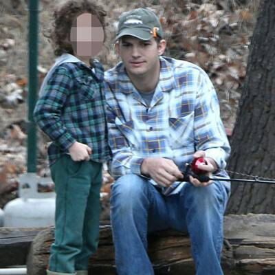 Ashton Kutcher angelt mit unbekanntem Kind