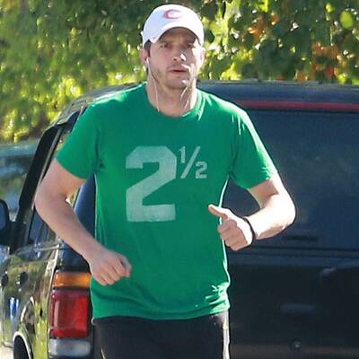 Ashton Kutcher zeigt sich sportlich