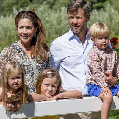 Traditionelles Sommershooting der dänischen Royals