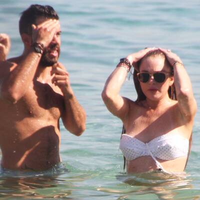 Lindsay Lohan im Urlaub mit sexy Unbekanntem
