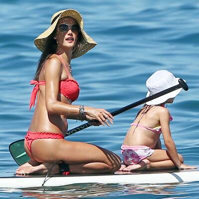 Alessandra Ambrosio genießt Hawaii mit ihrer Familie