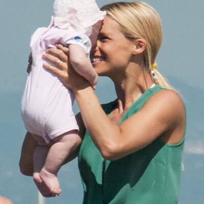 Michelle Hunziker genießt den Sommer mit Mann & Töchtern