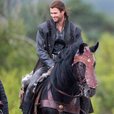 Chris Hemworth: Hoch zu Ross für 