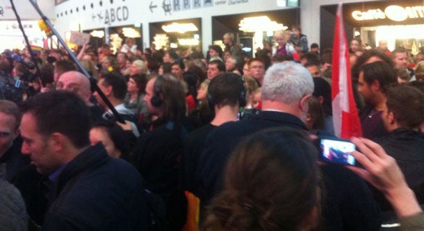 Fans warten auf Conchita Wurst