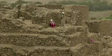 Immobilien-Firma l&auml;sst Pyramide abrei&szlig;en