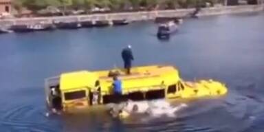 Liverpool: Touristen-Ausflugsboot sinkt