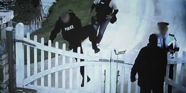 Dotcom provoziert mit Video von Razzia