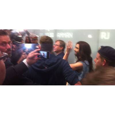 So jubelnd wurde Conchita Wurst empfangen