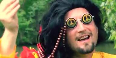 Brigitte Bordeaux: "Slinky Karma Shaker"