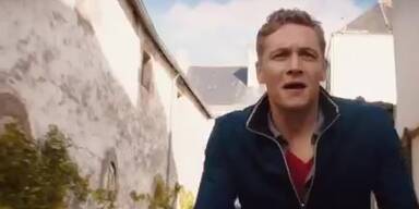 Komödie: Matthias Schweighöfer in Frau Ella