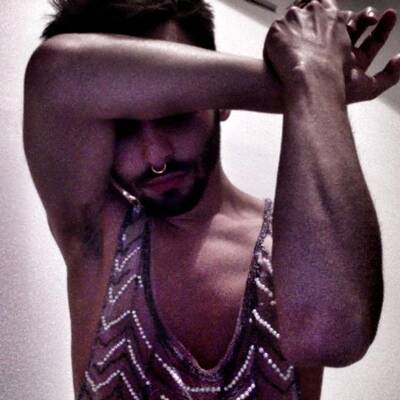 So hart ist Conchita Wurst als Tom Neuwirth auf Facebook