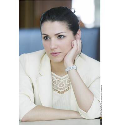 Anna Netrebko im Babyglück