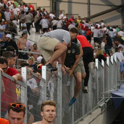 Krawalle im Stadion
