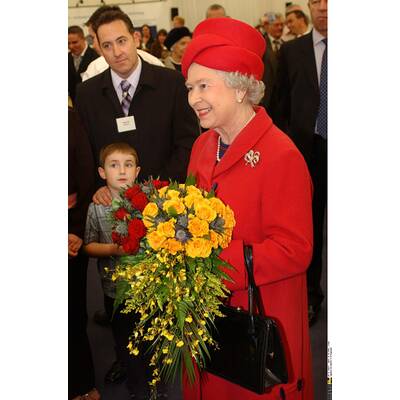 Stilvergleich Queen Elizabeth II und Herzogin Kate