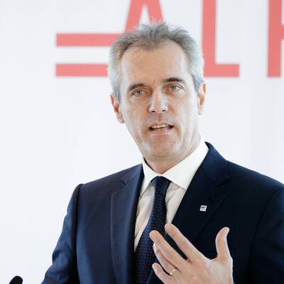 18. Präsident Heinz Fischer grüßt zum letzten Mal. 