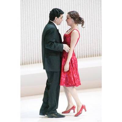 Anna Netrebko im Babyglück