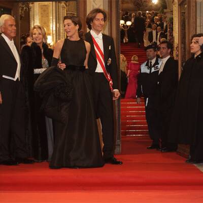 Die Swarovskis am Opernball