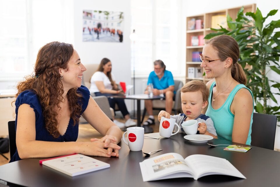 „Für ein gutes Miteinander: Wohnpartner schafft Raum für Beratung, Nachbarschaft und Begegnung.“