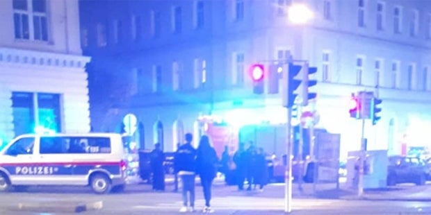 Baby gerettet: Video zeigt Flammen-Meer