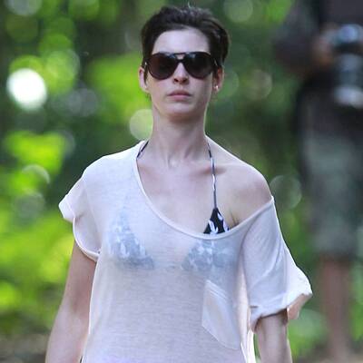 Anne Hathaway zeigt ihre sexy Figur