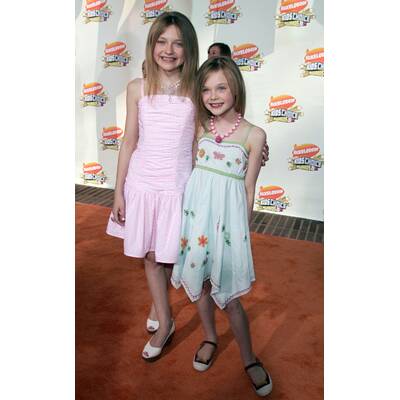 Elle Fanning modelt für Rodarte