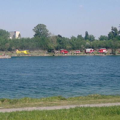 Boot kenterte: 1 Mann konnte nur tot geborgen werden