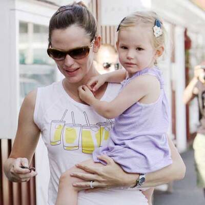 Jennifer Garner mit Baby und Babybauch