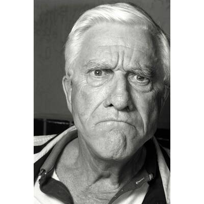 Leslie Nielsen: 1926 - 2010
