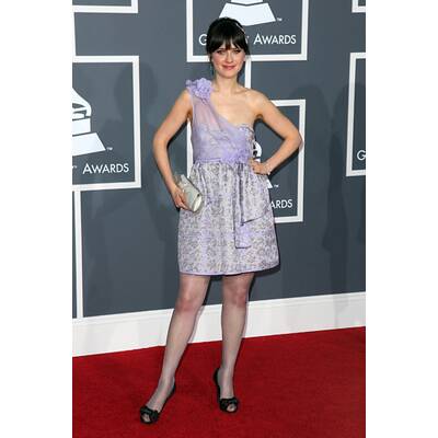 Zooey verklagt Schuhfirma