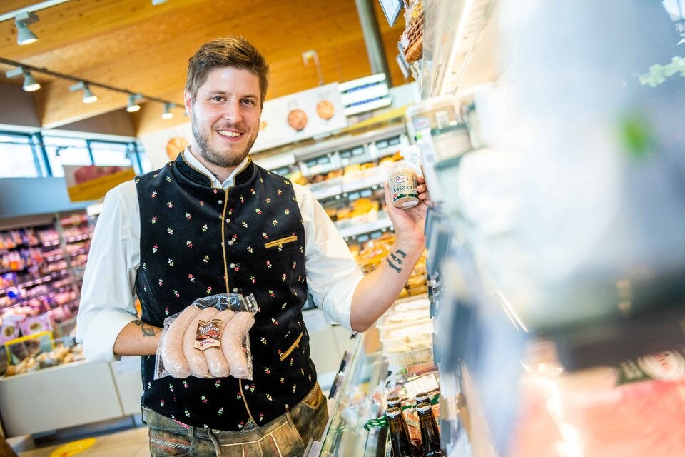 Als regionale Spezialität bietet BILLA Kaufmann Rauter u.a. Wurstwaren der Fleischerei Peter Smole aus St. Stefan an der Gail im Markt an.