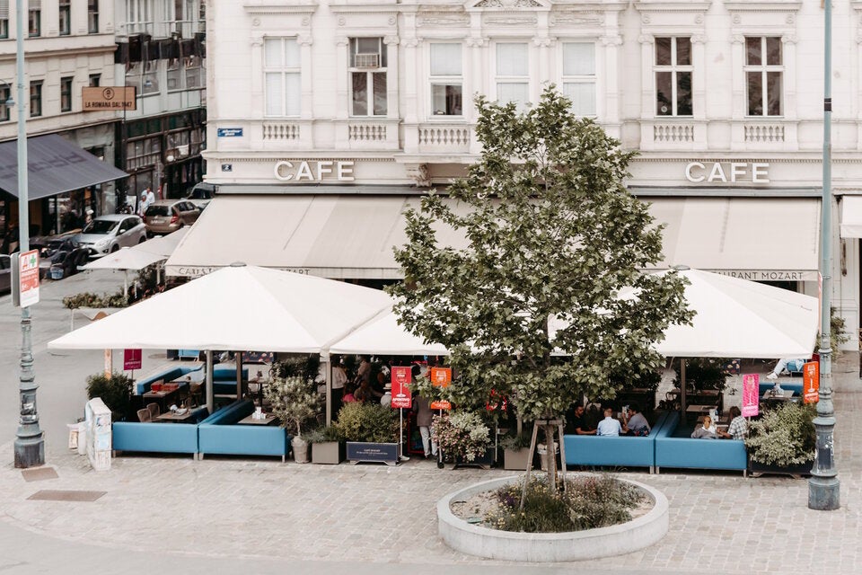Wiens Ältester Schanigarten erstrahl in neuem Glanz