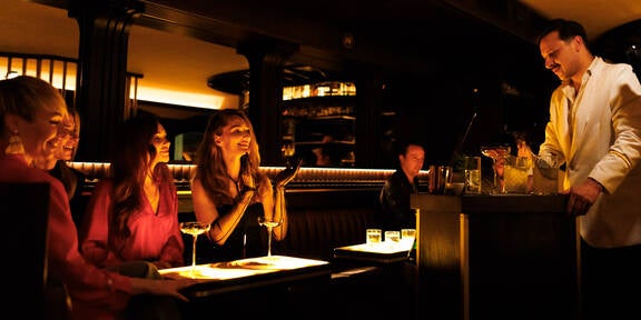 The Bar Upstairs - Neuer Hotspot für Cocktail-Fans im Prunkstück